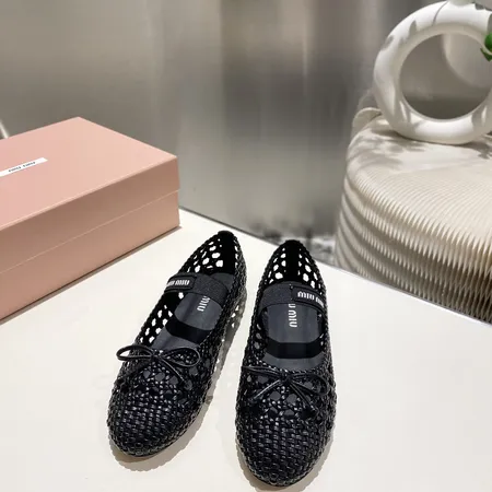 ミュウミュウ サンダル