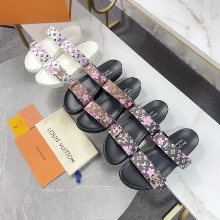 ルイヴィトン スリッパ
