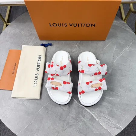 ルイヴィトン スリッパ