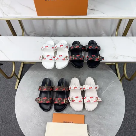 ルイヴィトン スリッパ