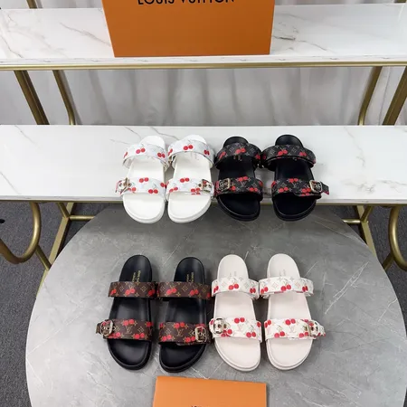 ルイヴィトン スリッパ