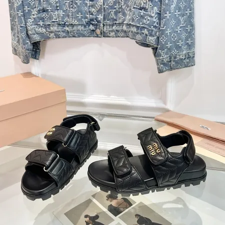 ミュウミュウ サンダル