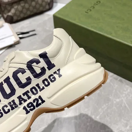 グッチ スニーカー