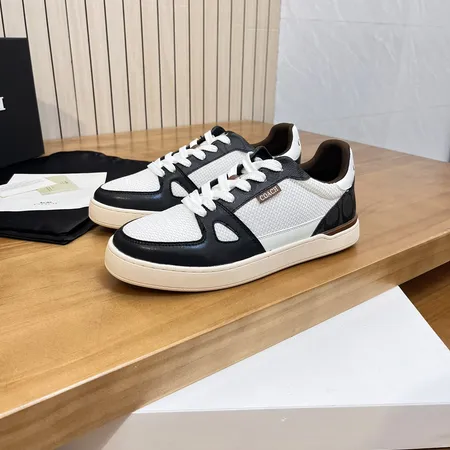 コーチ カジュアルシューズ