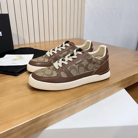コーチ カジュアルシューズ