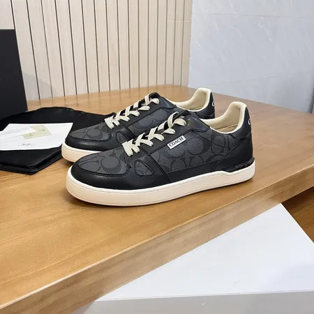 コーチ カジュアルシューズ