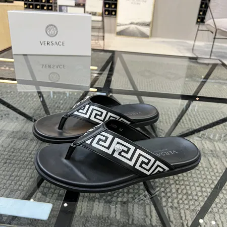 ヴェルサーチ スリッパ