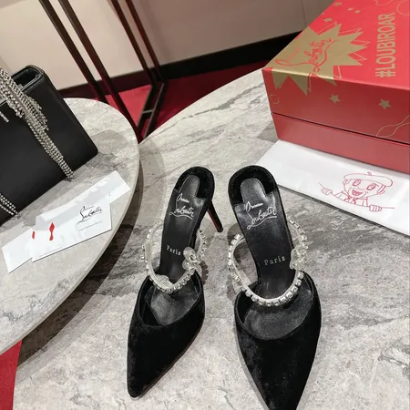 クリスチャン・ルブタン サンダル