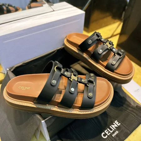 セリーヌ スリッパ