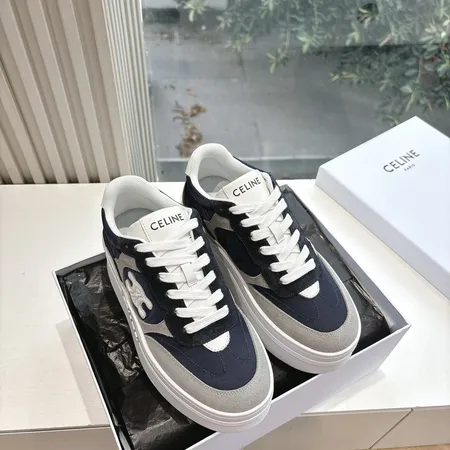 セリーヌ カジュアルシューズ