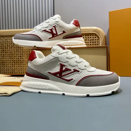 ルイヴィトン スニーカー