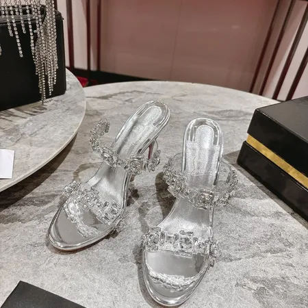 クリスチャン・ルブタン サンダル