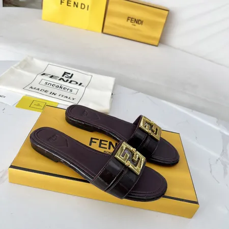 フェンディ スリッパ