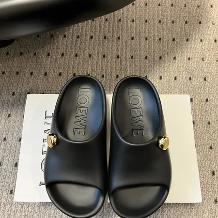 ロエベ スリッパ