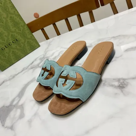 グッチ スリッパ