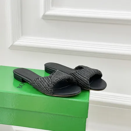 ボッテガ ヴェネタ スリッパ