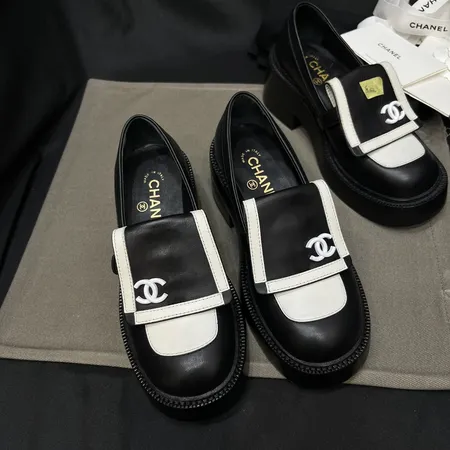 シャネル ビジネスシューズ
