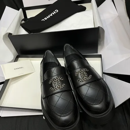 シャネル ビジネスシューズ