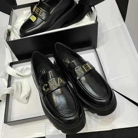 シャネル ビジネスシューズ