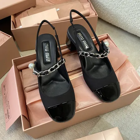 ミュウミュウ サンダル