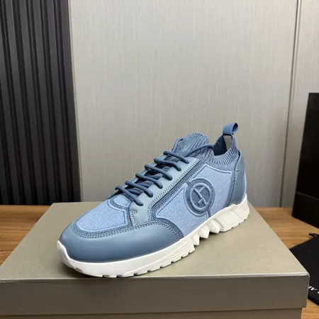 アルマーニ カジュアルシューズ