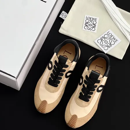 ロエベ カジュアルシューズ