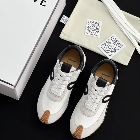 ロエベ カジュアルシューズ