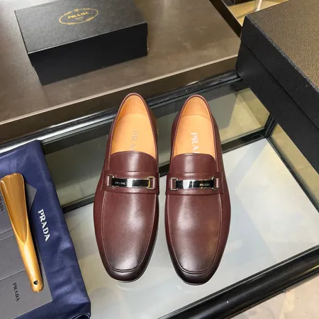 プラダ ビジネスシューズ