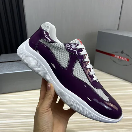プラダ スニーカー