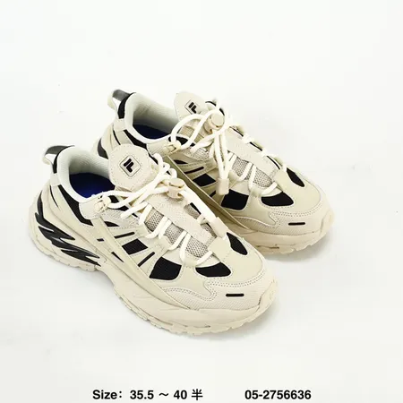 フィラ スニーカー