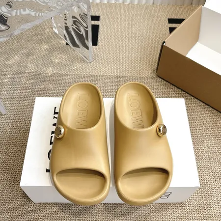 ロエベ スリッパ