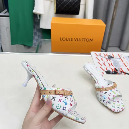 ルイヴィトン サンダル