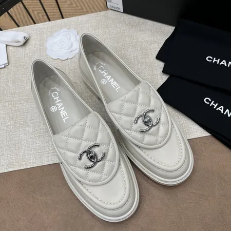 シャネル ビジネスシューズ