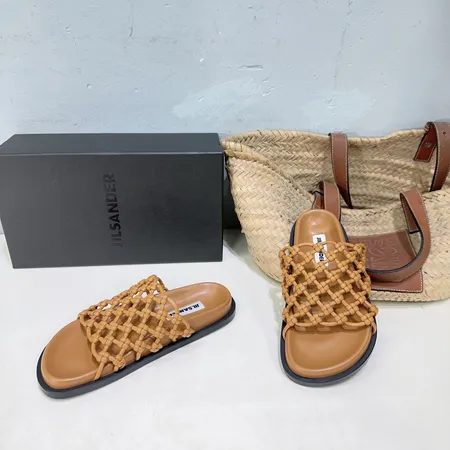 ロエベ スリッパ