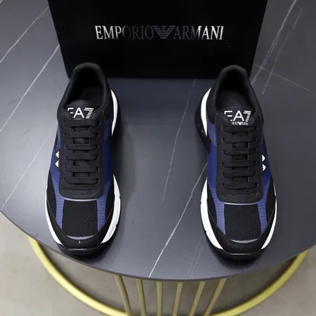 アルマーニ スニーカー