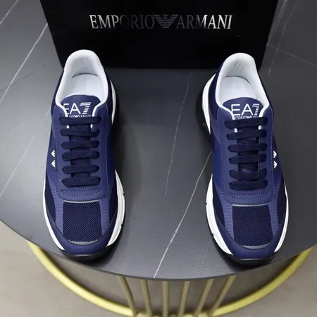 アルマーニ スニーカー