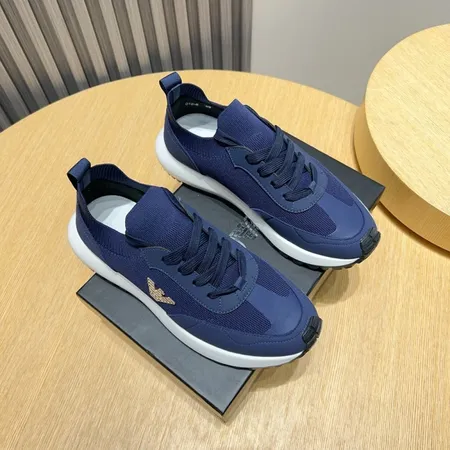 アルマーニ スニーカー