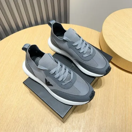 アルマーニ スニーカー