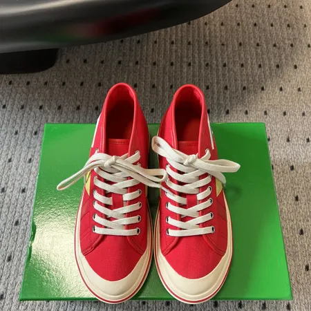 ボッテガ ヴェネタ カジュアルシューズ