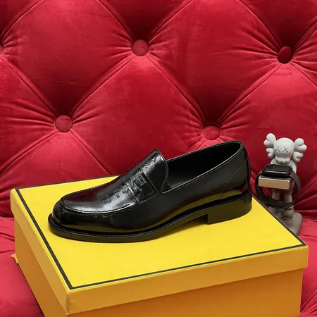 フェンディ ビジネスシューズ