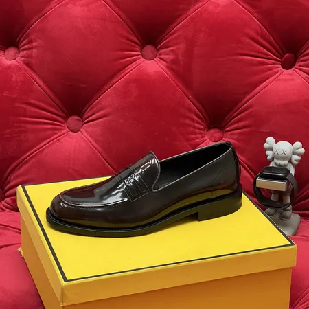 フェンディ ビジネスシューズ