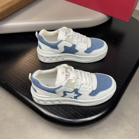 ヴァレンティノ カジュアルシューズ