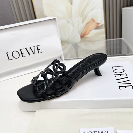 ロエベ スリッパ