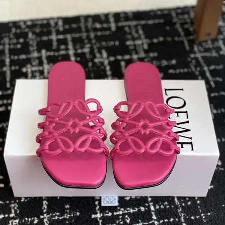 ロエベ スリッパ