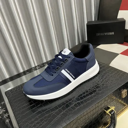 アルマーニ スニーカー