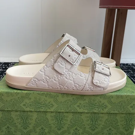 グッチ スリッパ