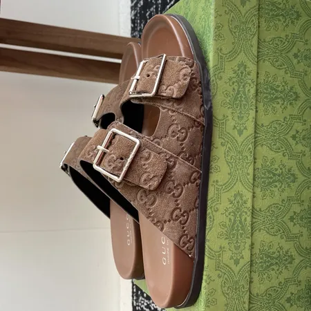 グッチ スリッパ