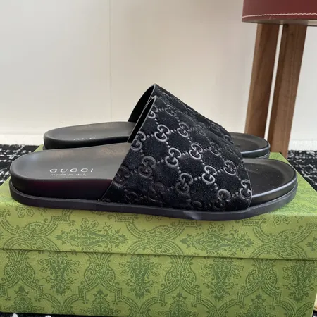 グッチ スリッパ