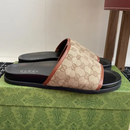 グッチ スリッパ