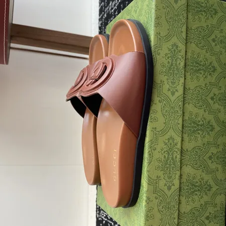 グッチ スリッパ